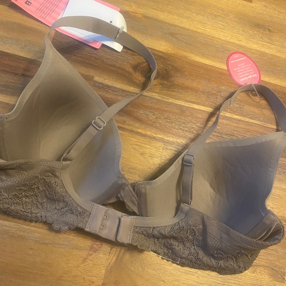 T shirt Bra - Picture 2 of 4